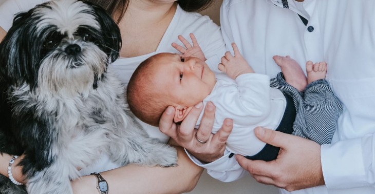Kleine Familie in großer Not