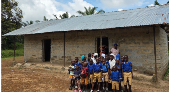 Schulrenovierung & zubau in Moyeveh Sierra Leone