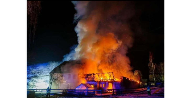 Unser Leben in Trümmern auf einen Schlag durch Brandstiftung